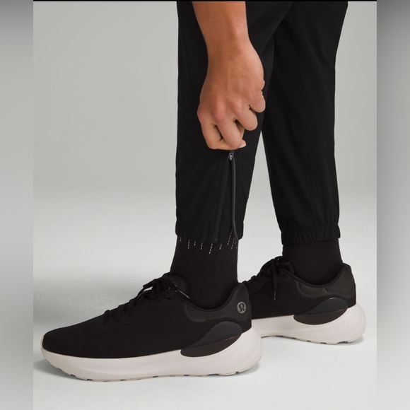Lululemon Surge Jogger 29" BNWT - Picture 3 of 9